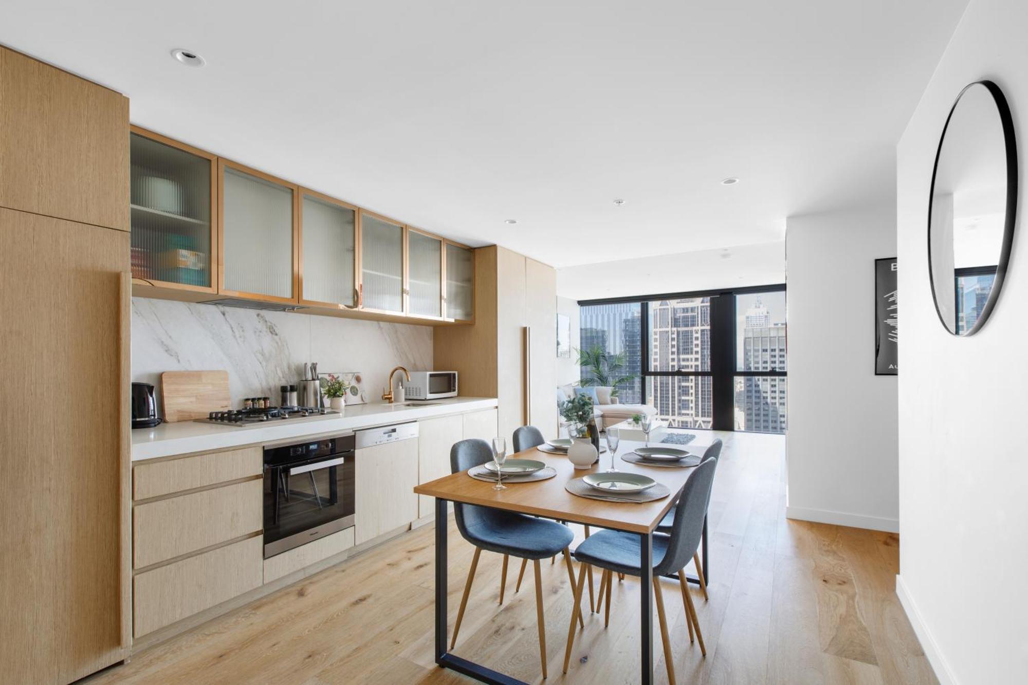 Stylish & Spacious Nyc Style, Cbd 3br Apartment Melbourne